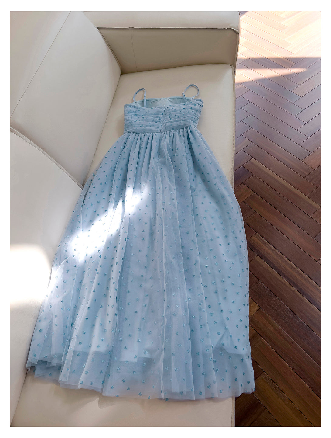 Spaghetti-straps detachable sleeves tea length heart dotty tulle prom dress 