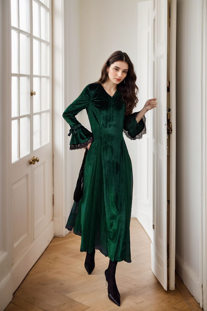 Vintage Velvet Long Sleeve Dress with Lace Trim and Tulle Spliced A-Line Skirt
